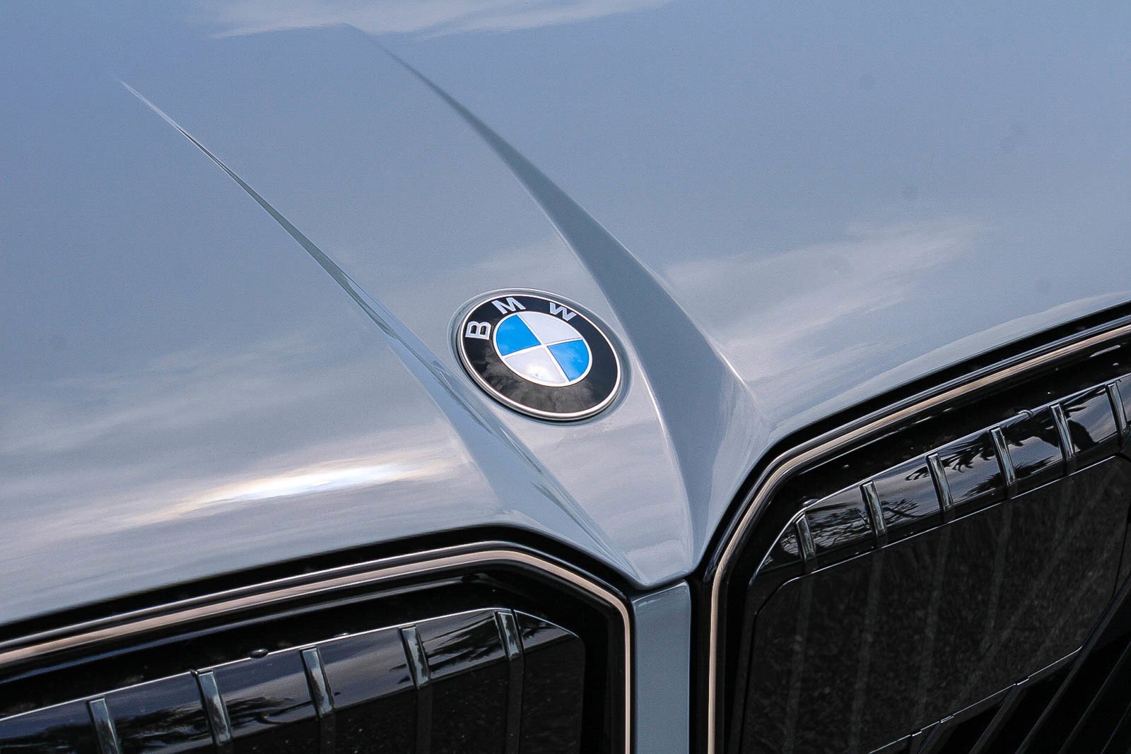 New 2026 Brooklyn Grey Metallic BMW 30 xDrive image 9