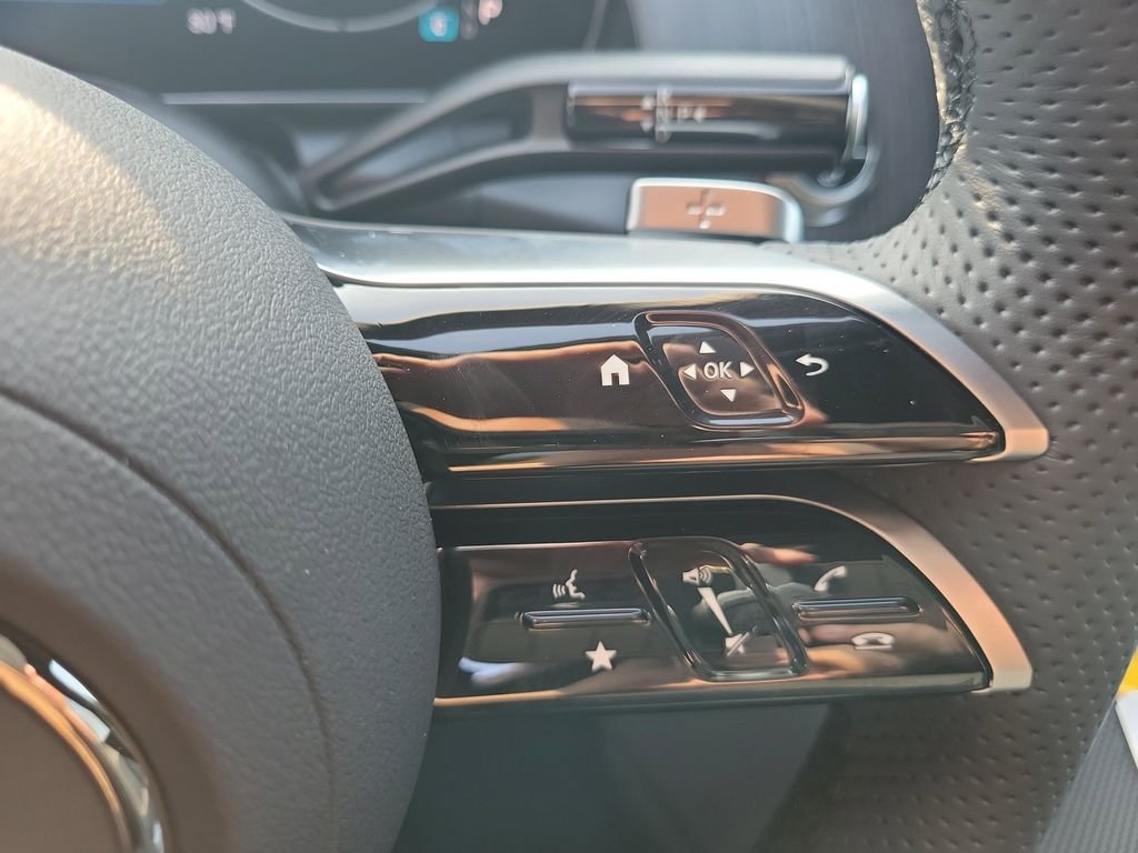 New 2026 Gray Mercedes-Benz GLC 300 image 25