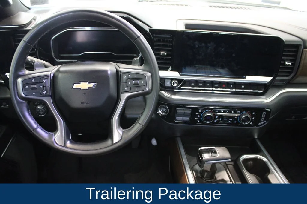 Used 2024 Iridescent Pearl Tricoat Chevrolet High Country image 6