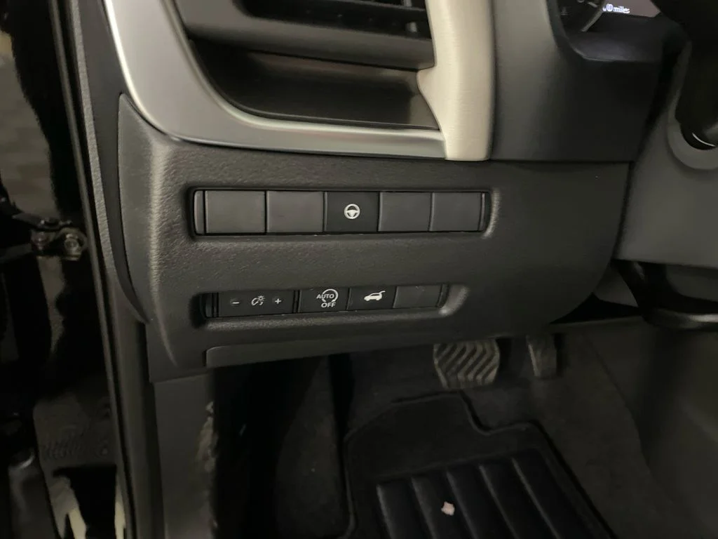 2026 Nissan Rogue Dark Armor - Photo 13