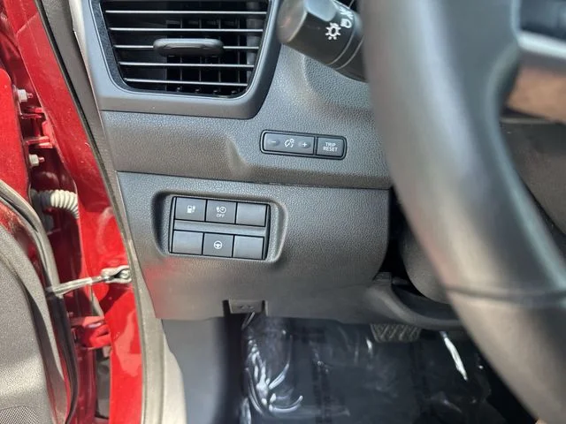 Used 2018 Red Nissan SV image 25