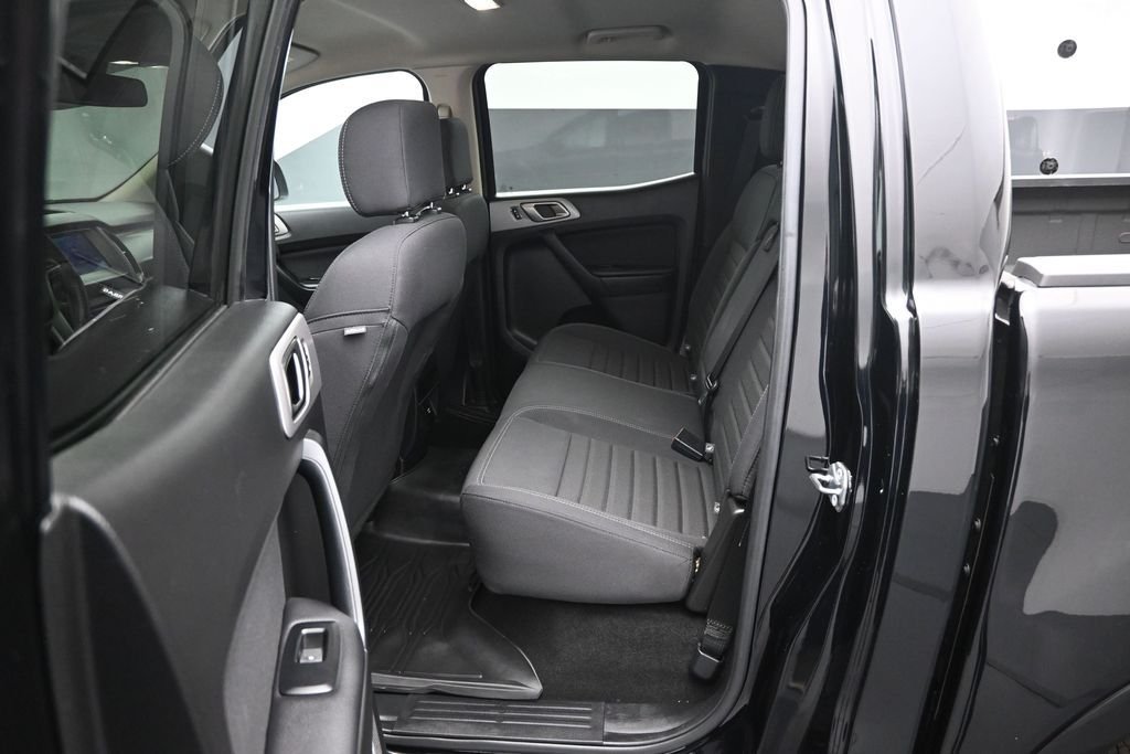 Used 2023 Black Ford XLT image 17