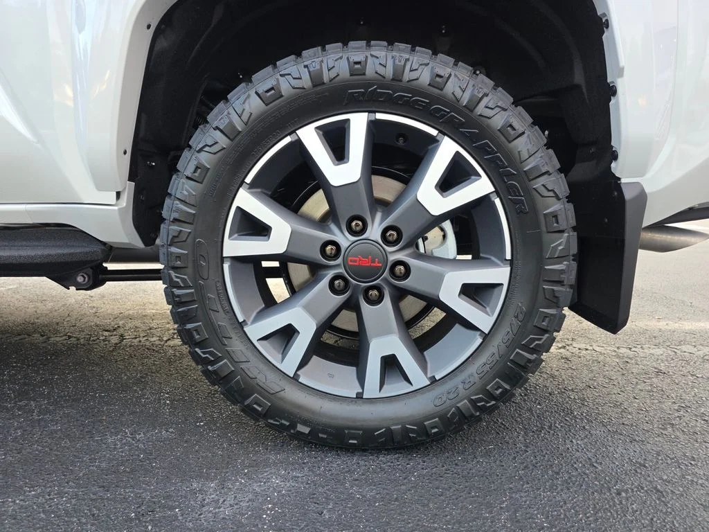 New 2026 Wind Chill Pearl <sup>1</sup> Toyota  TRD Sport Premium image 19