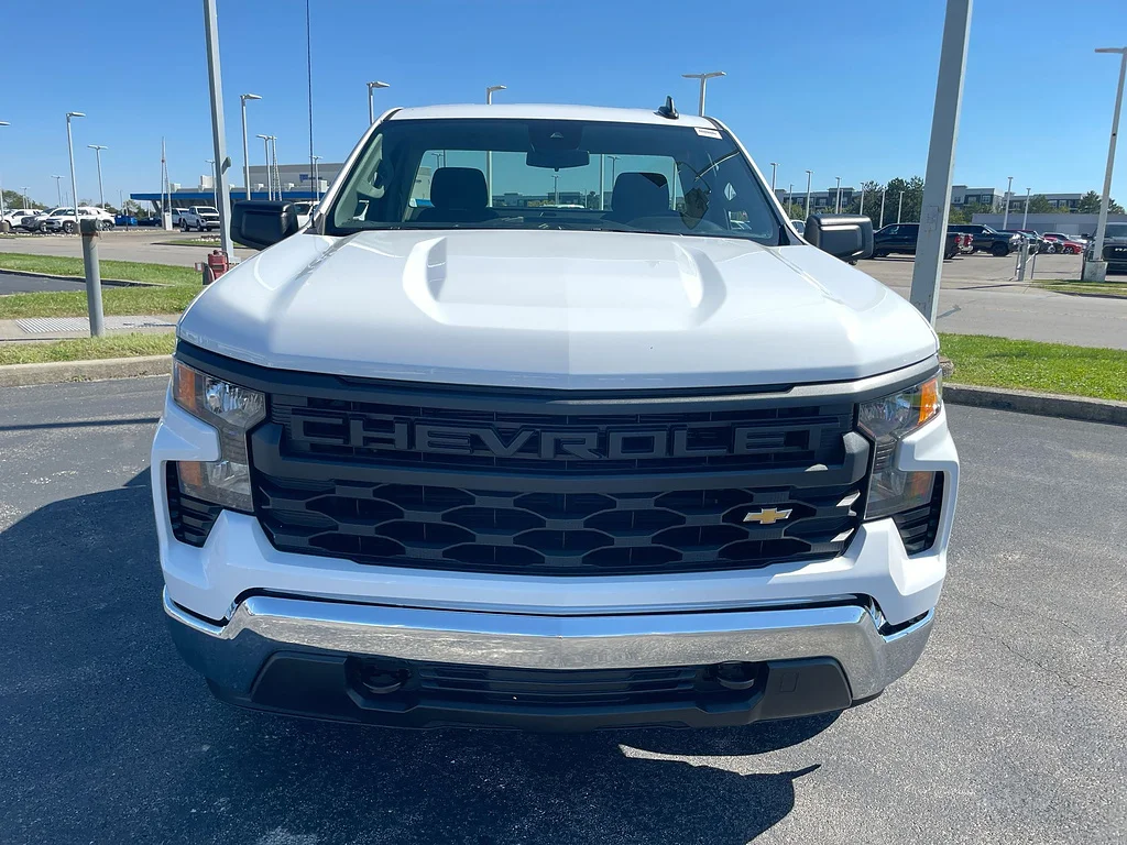 Certified Used 2025 Summit White Chevrolet Work Truck image 29
