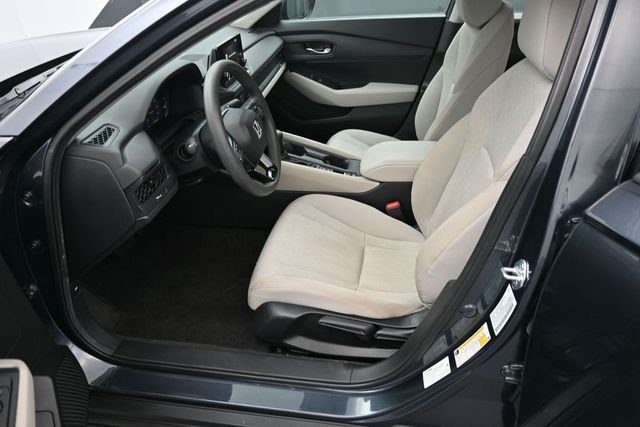 Used 2023 Canyon River Blue Metallic Honda LX image 13