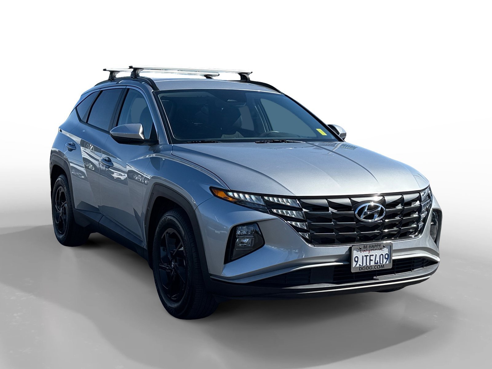 Used 2024 Shimmering Silver Hyundai SEL image 7