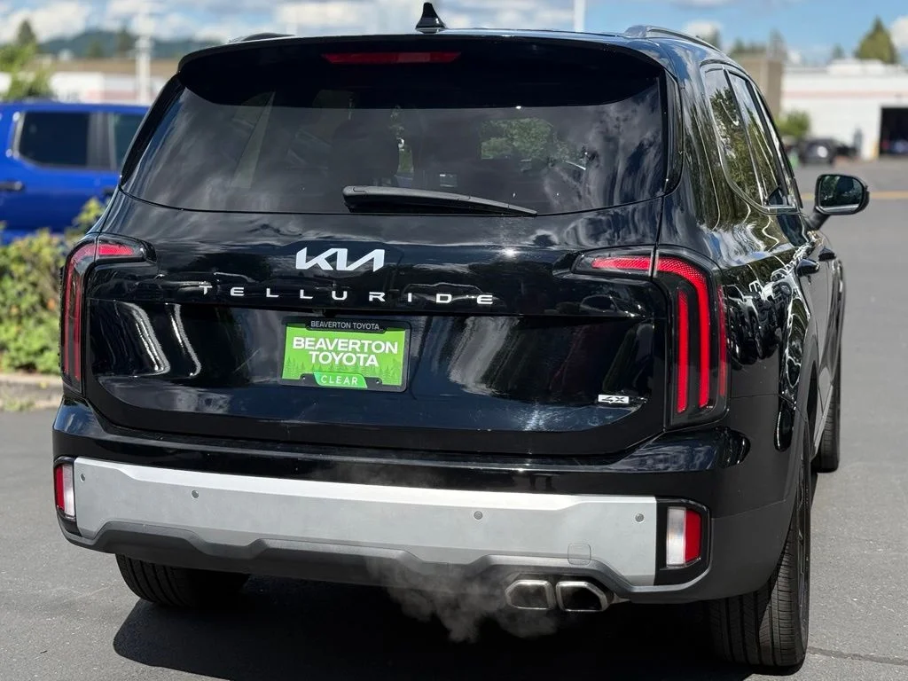 Used 2024 Black Kia EX image 5