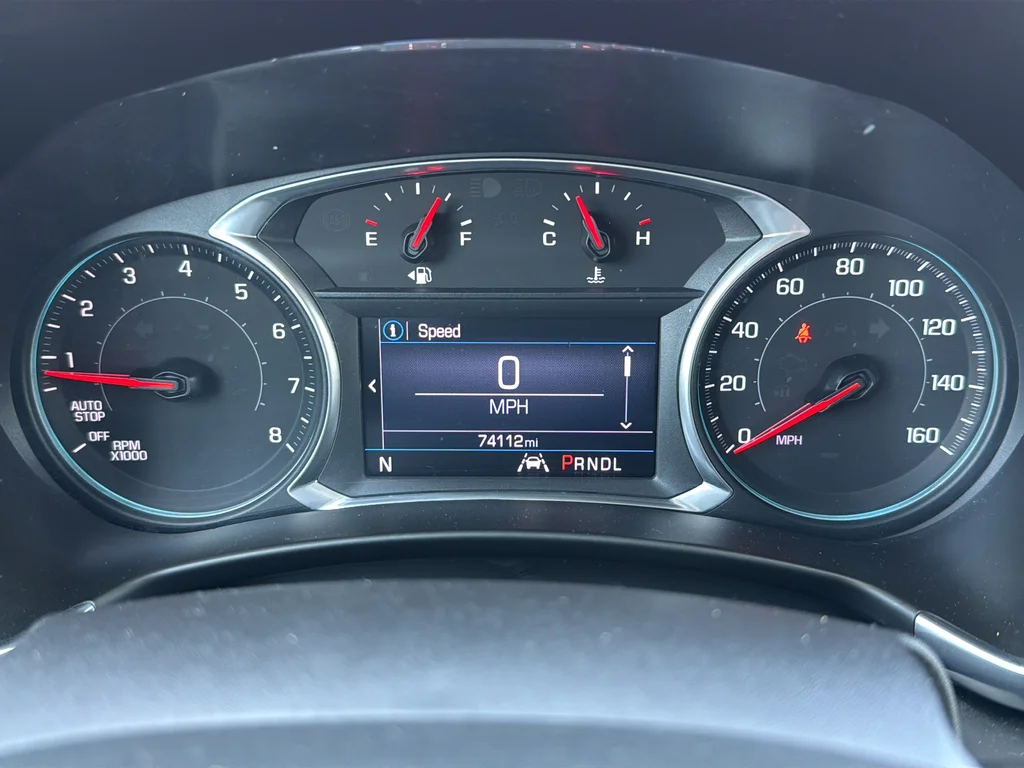 Used 2021 White Chevrolet LT image 13