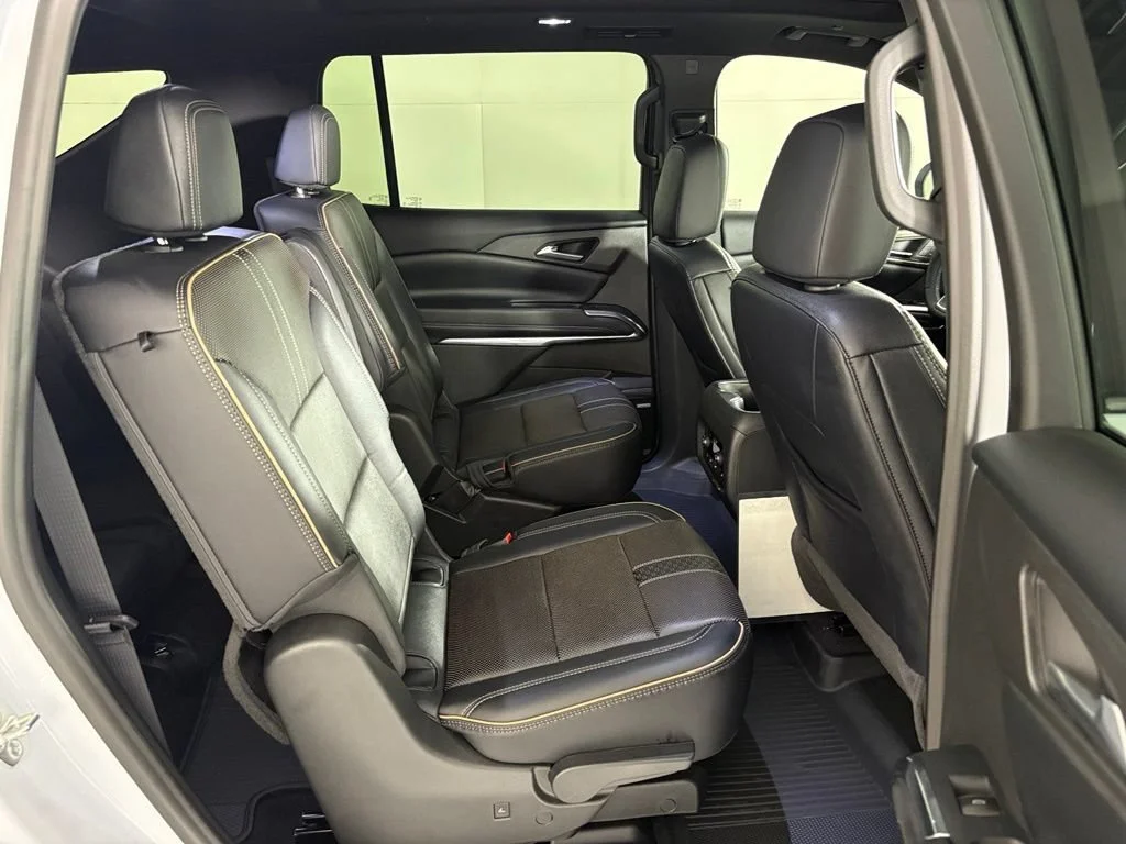 2026 Chevrolet Traverse High Country - Photo 48