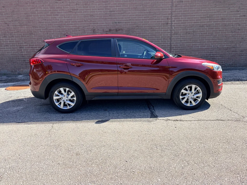 Used 2019 Gemstone Red Hyundai SE image 6
