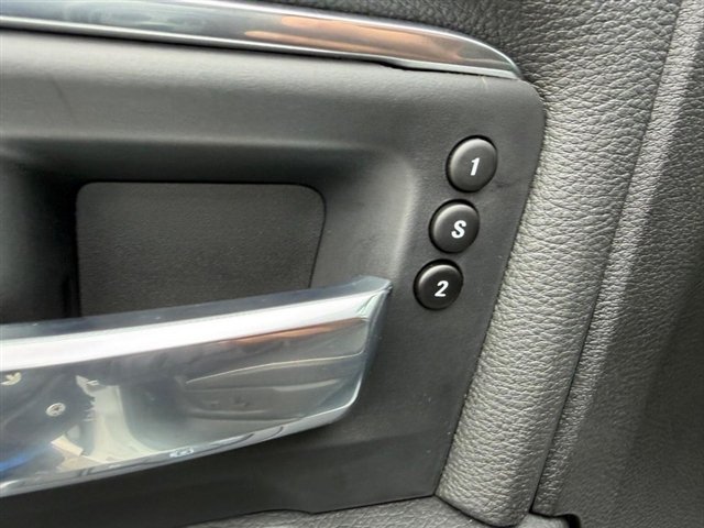 New 2027 Bright White Clear-Coat Exterior Paint RAM Laramie image 18