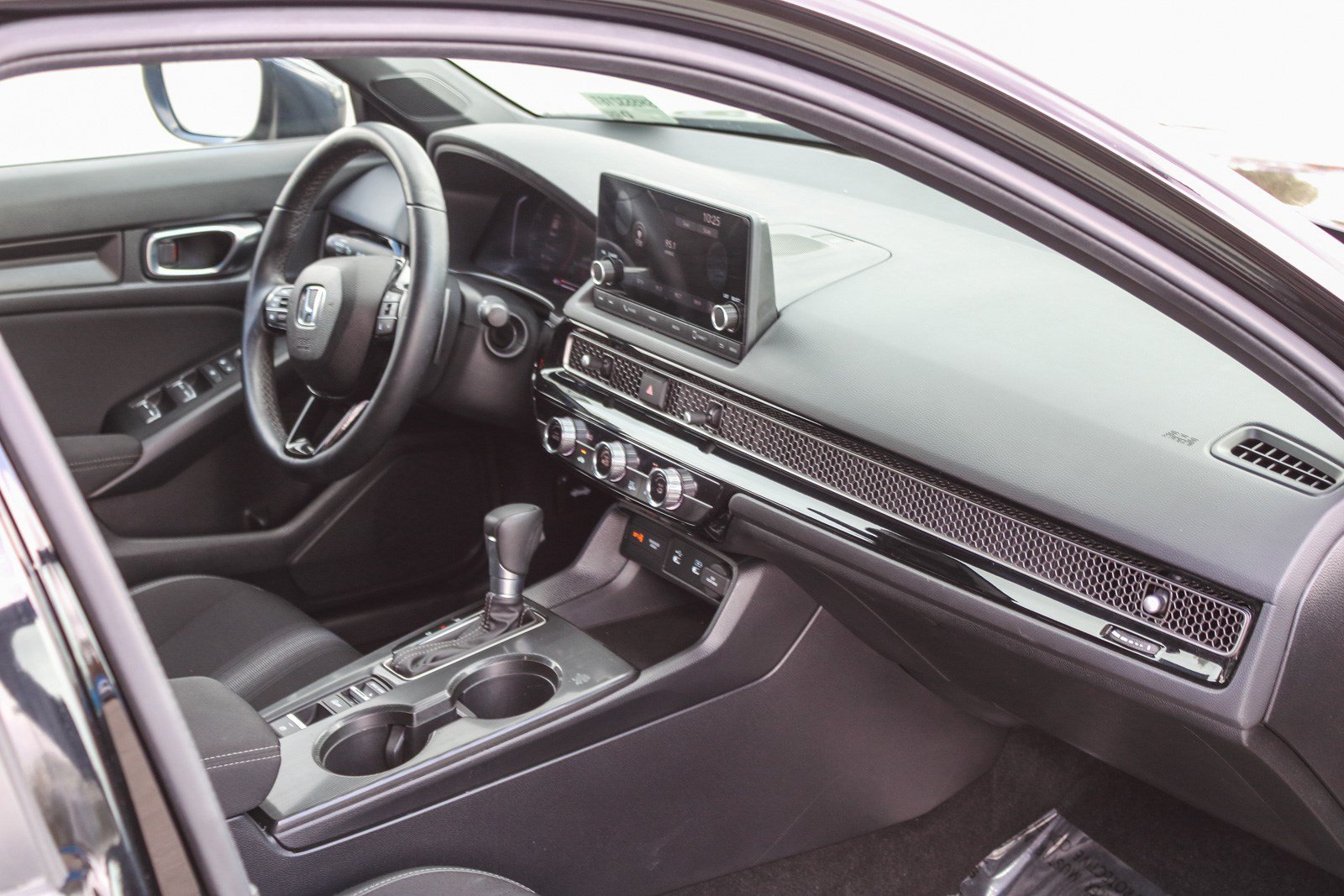 2025 Honda Civic Sport - Photo 45