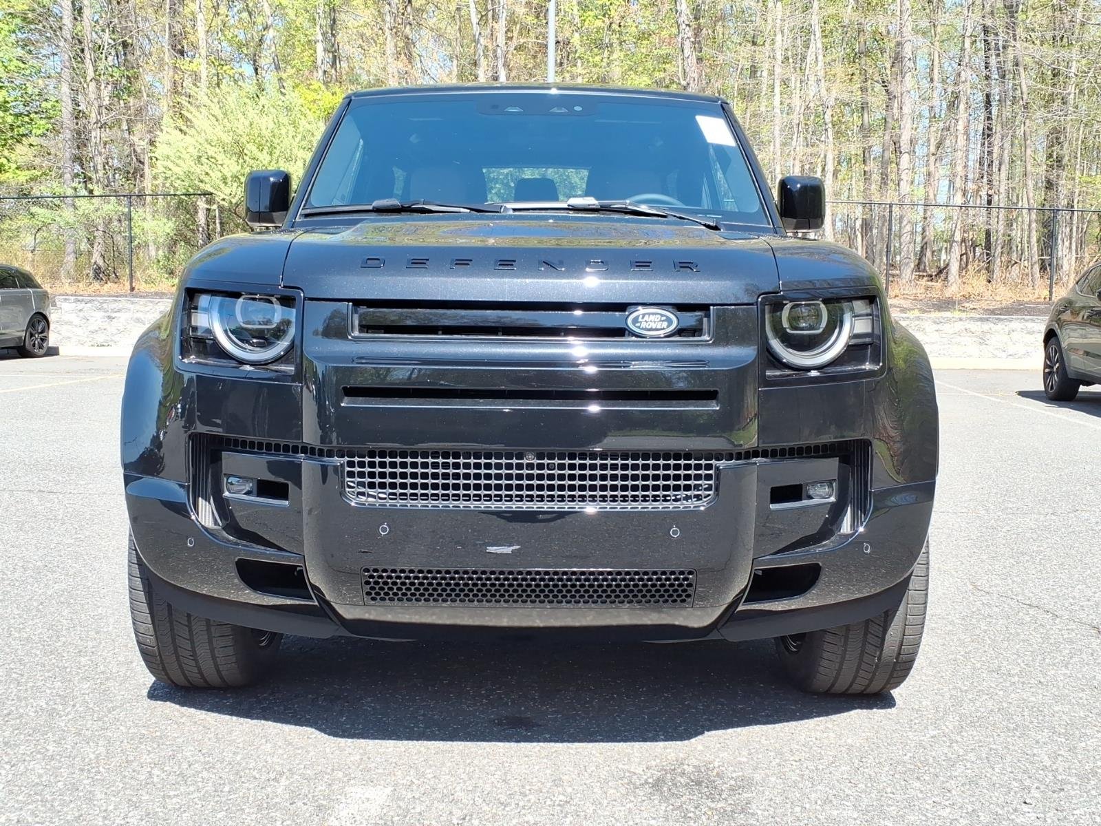 New 2026 Santorini Black Land Rover 90 V8 image 9