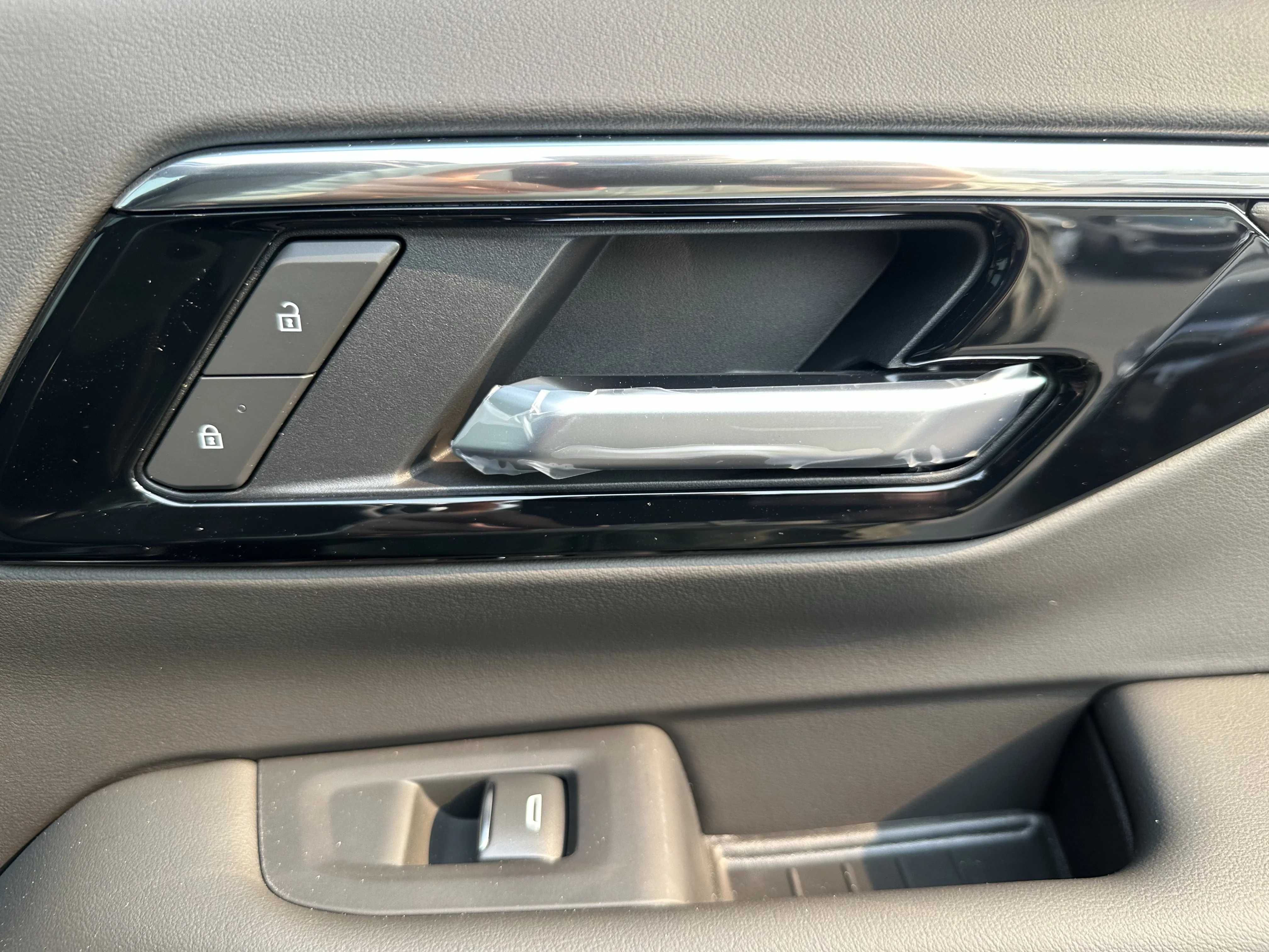 New 2026 Black Chevrolet High Country image 21