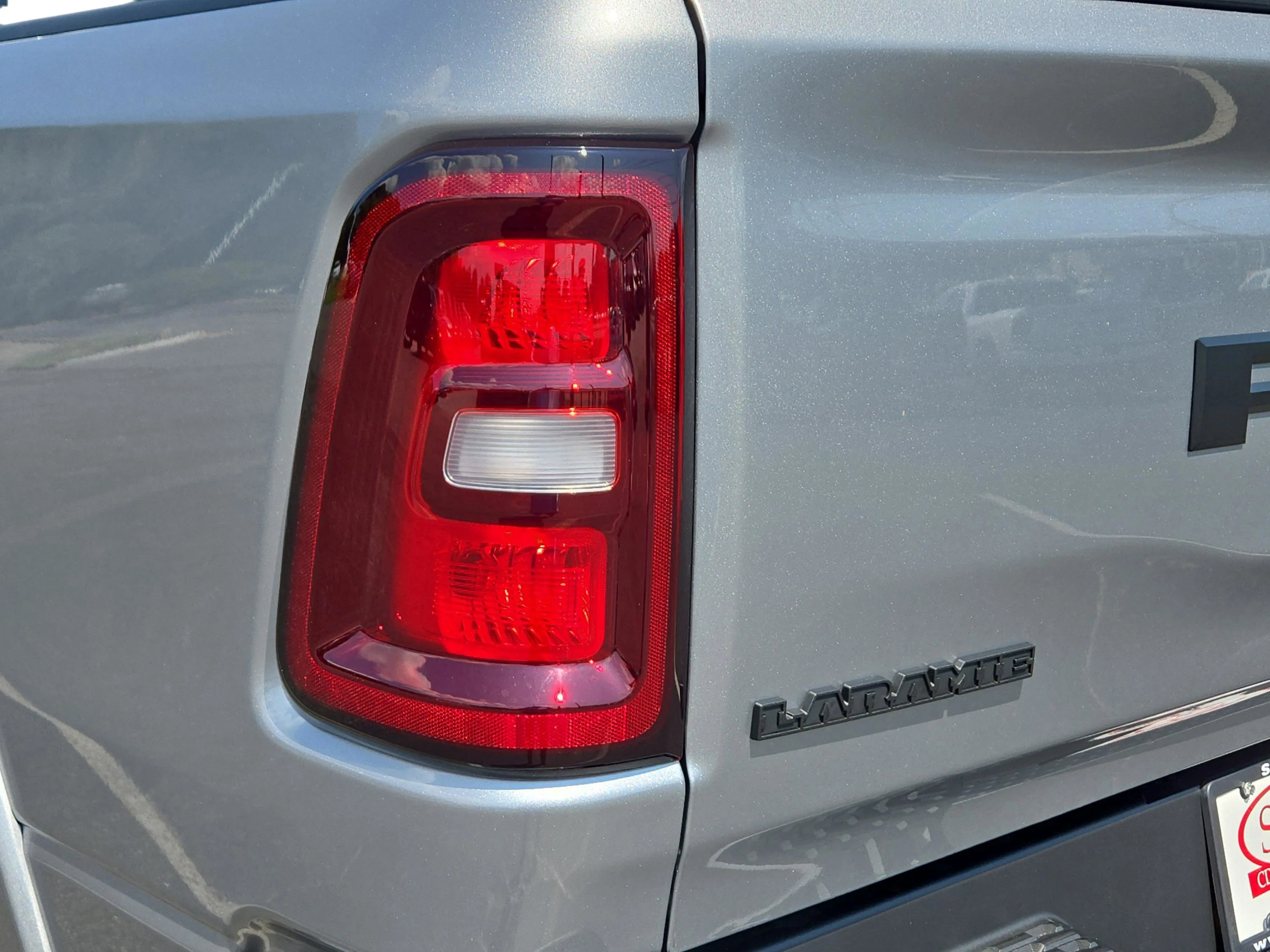 2026 RAM 1500 Laramie - Photo 10