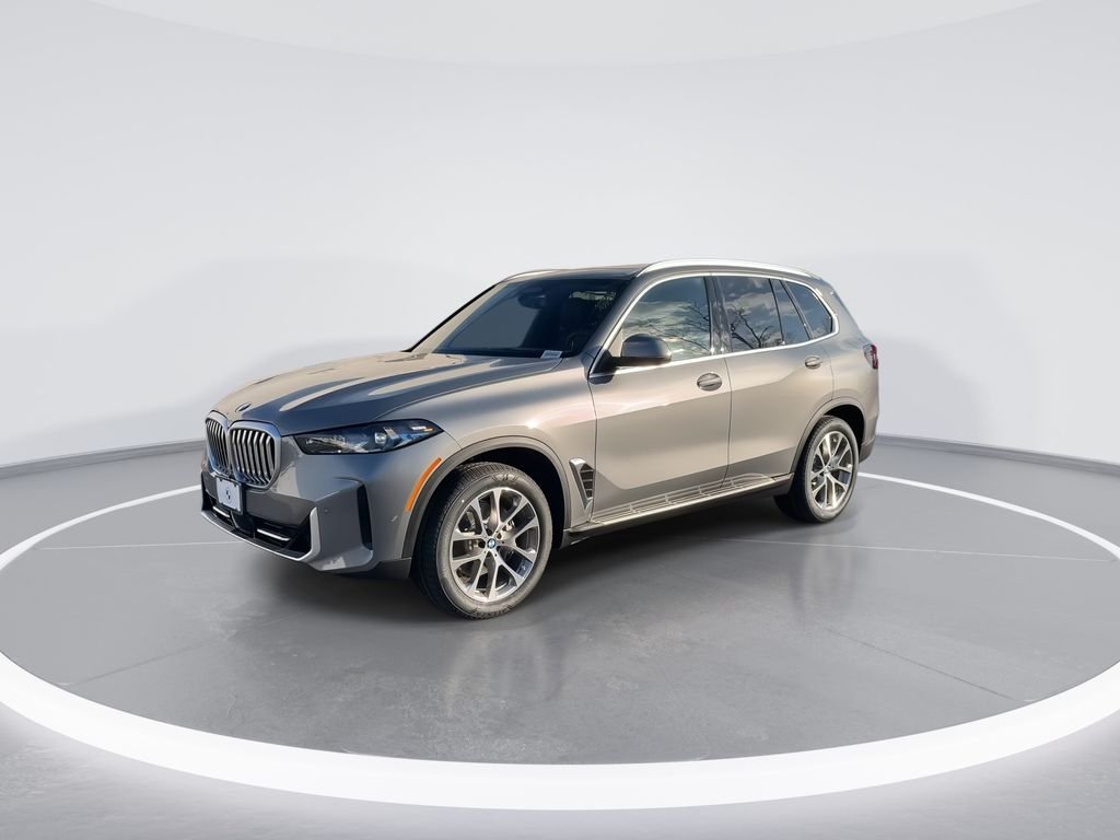 Used 2026 Gray Metallic BMW xDrive40i image 4