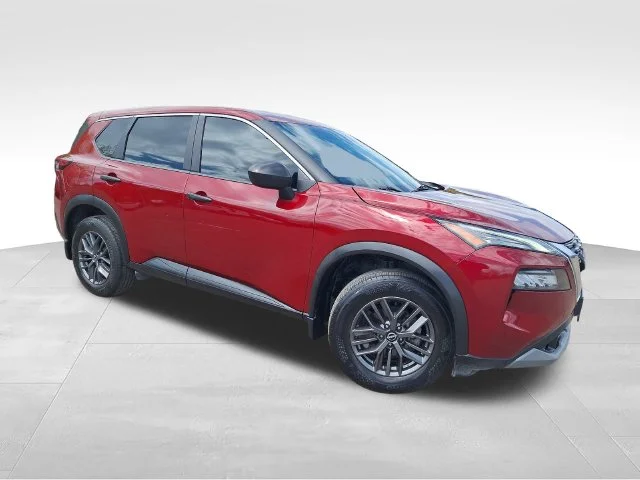Certified Used 2023 Red Nissan S image 1