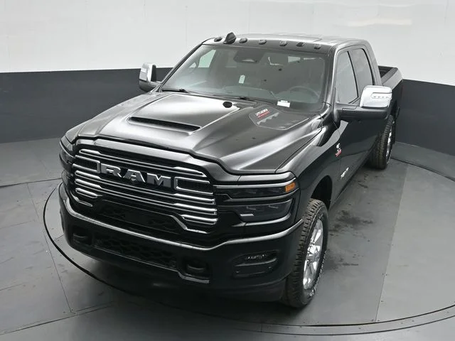 New 2026 Diamond Black Crystal Pearl-Coat Exterior Paint RAM Laramie image 35