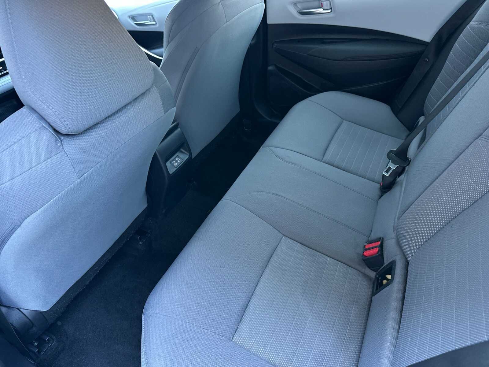 Used 2024 Pearl Toyota SE 4D Sedan image 14