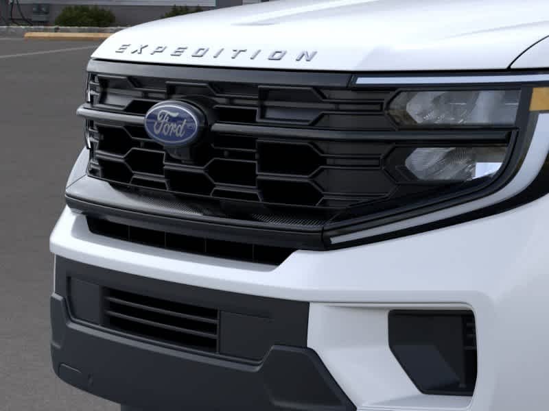 New 2026 Star White Metallic Tri-Coat Ford MAX Active image 17