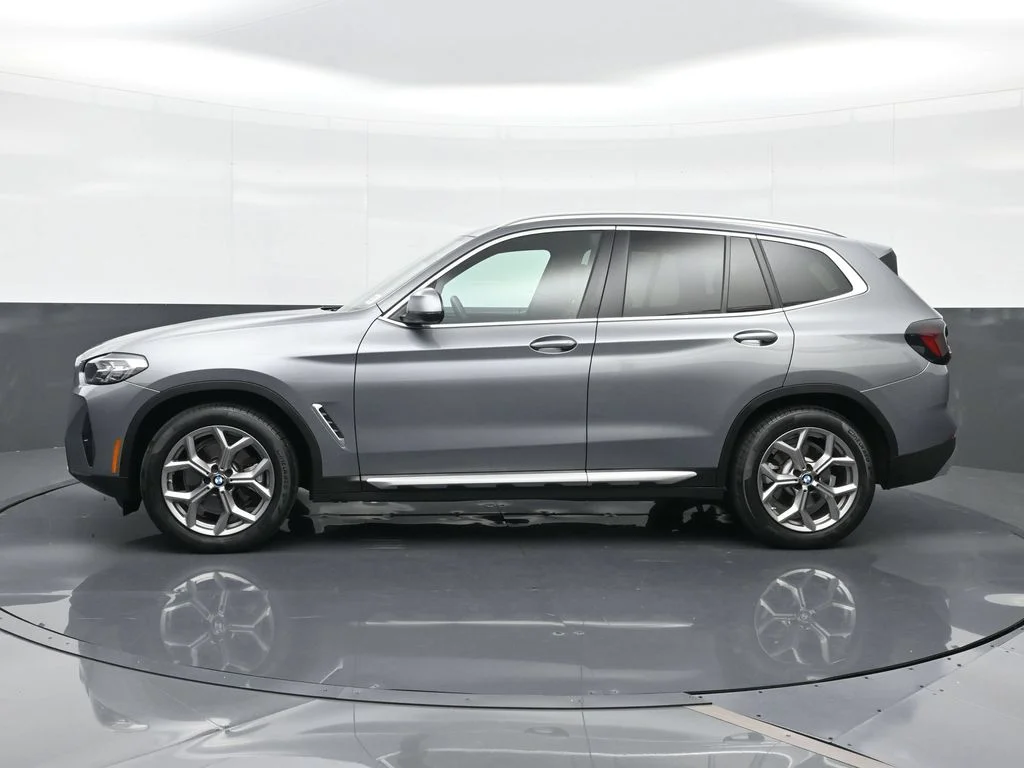 Certified Used 2023 Skyscraper Grey Metallic BMW sDrive30i image 4