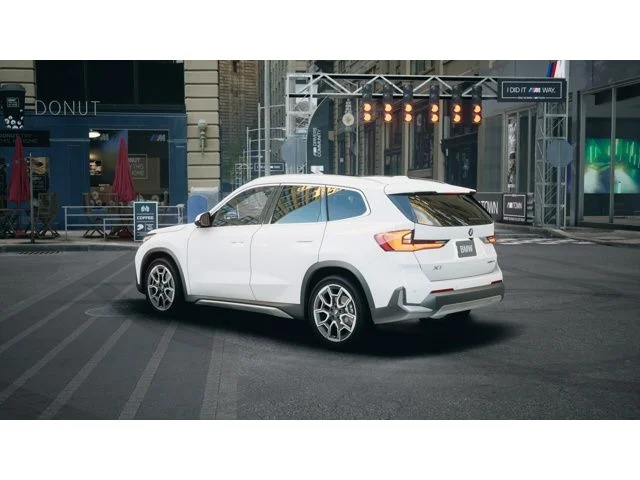 New 2026 White BMW xDrive28i image 2