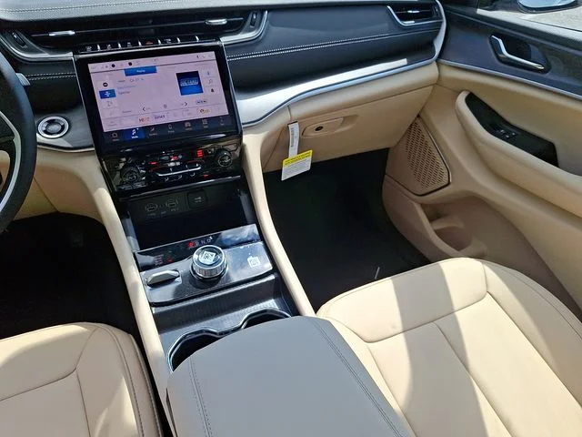 New 2025 Silver Jeep Limited image 11