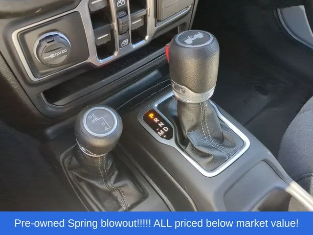Used 2024 Silver Jeep Sport S image 31