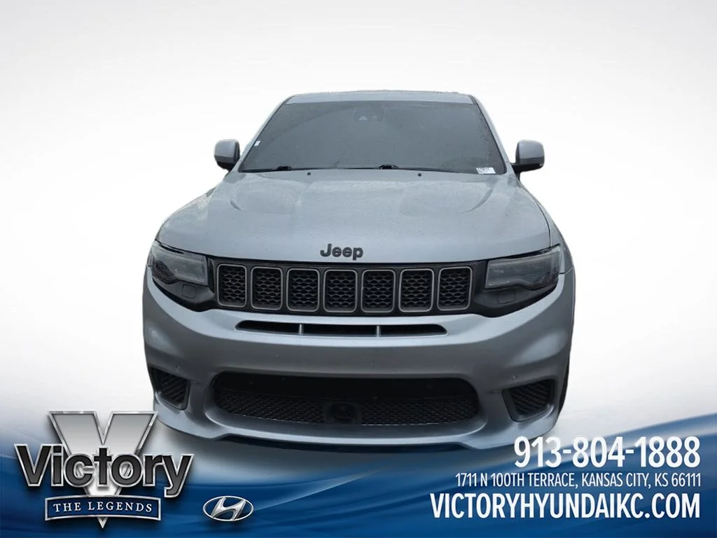 Used 2021 Silver Jeep Trackhawk image 8