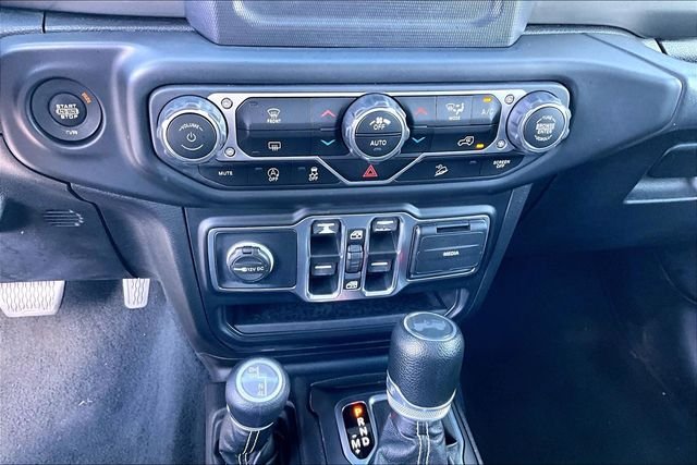 Used 2020 White Jeep Unlimited Sahara image 26
