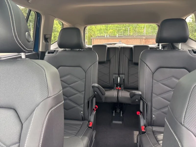 New 2026 Blue Volkswagen 2.0T SE w/Technology image 31