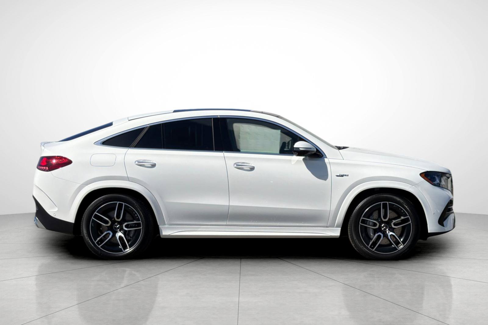 New 2027 Polar White Mercedes-Benz GLE 53e AMG® image 33