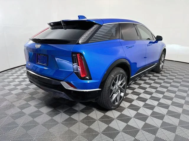 2027 Cadillac OPTIQ Luxury - Photo 21