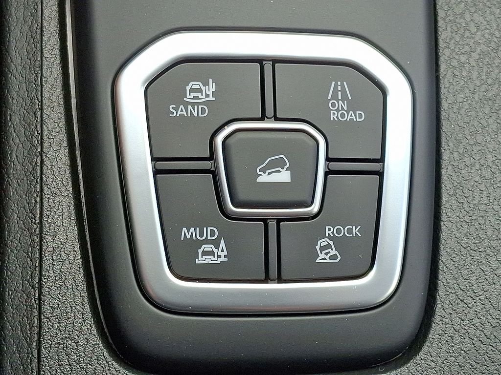 2026 Nissan Frontier — photo 15