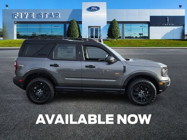 New 2025 Carbonized Gray Metallic Ford Badlands® image 9