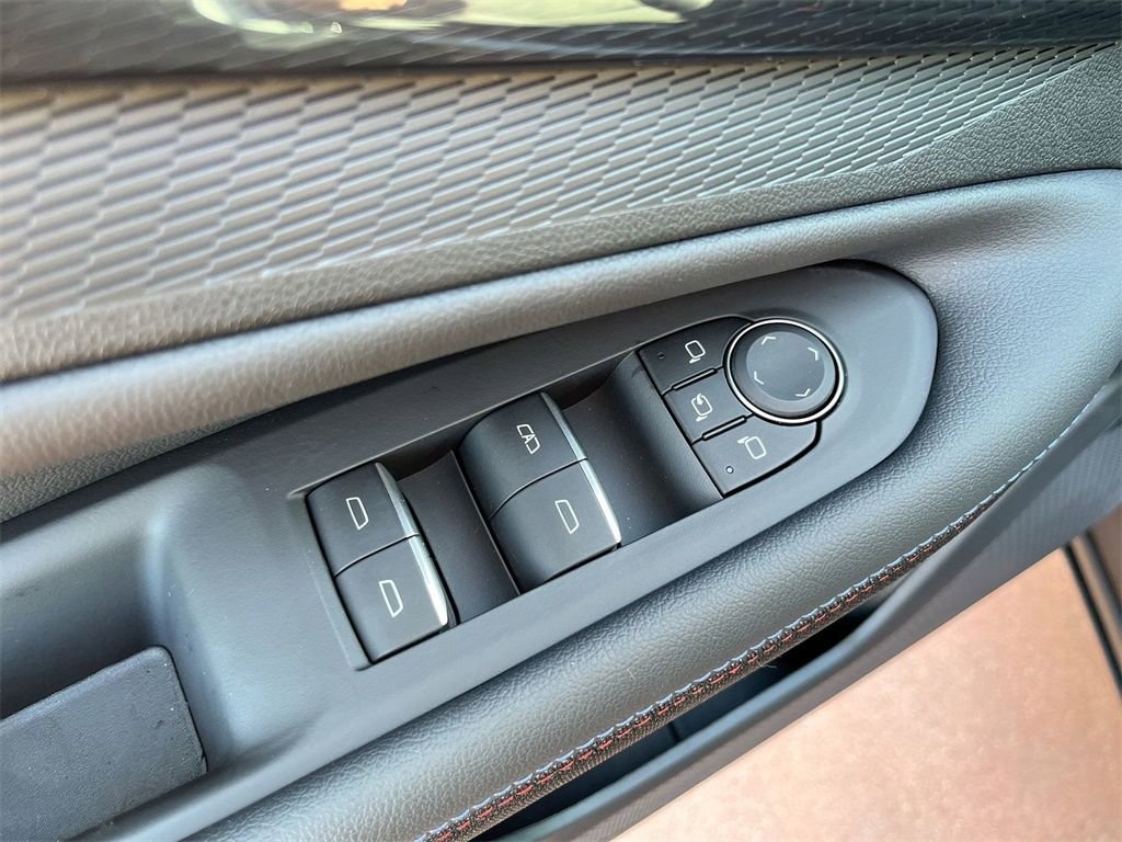 2026 Chevrolet Blazer EV RS - Photo 23