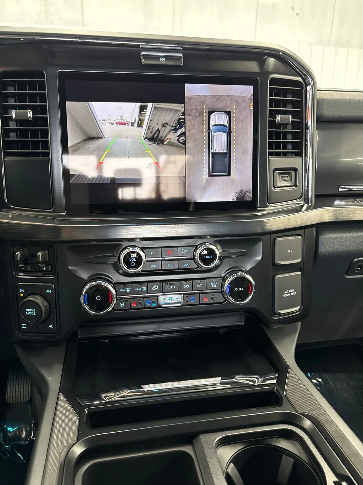 New 2026 Agate Black Metallic Ford F-350® Lariat® image 13
