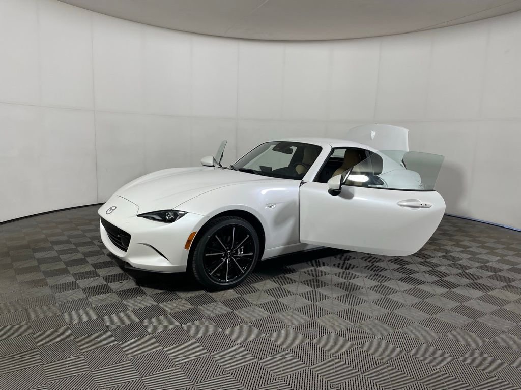 2025 Mazda MX-5 Miata RF Grand Touring - Photo 8