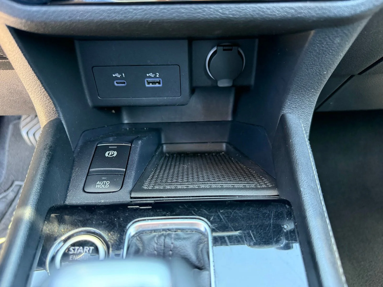 2024 Nissan Kicks SR - Photo 25