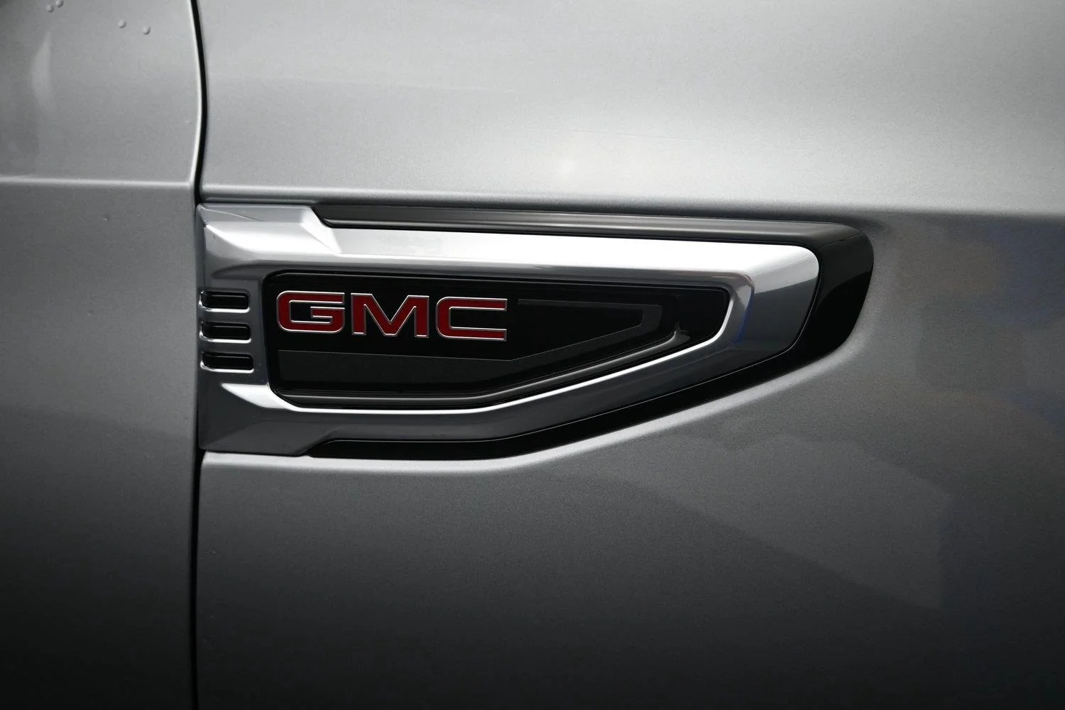 2026 GMC Yukon XL Denali - Photo 6