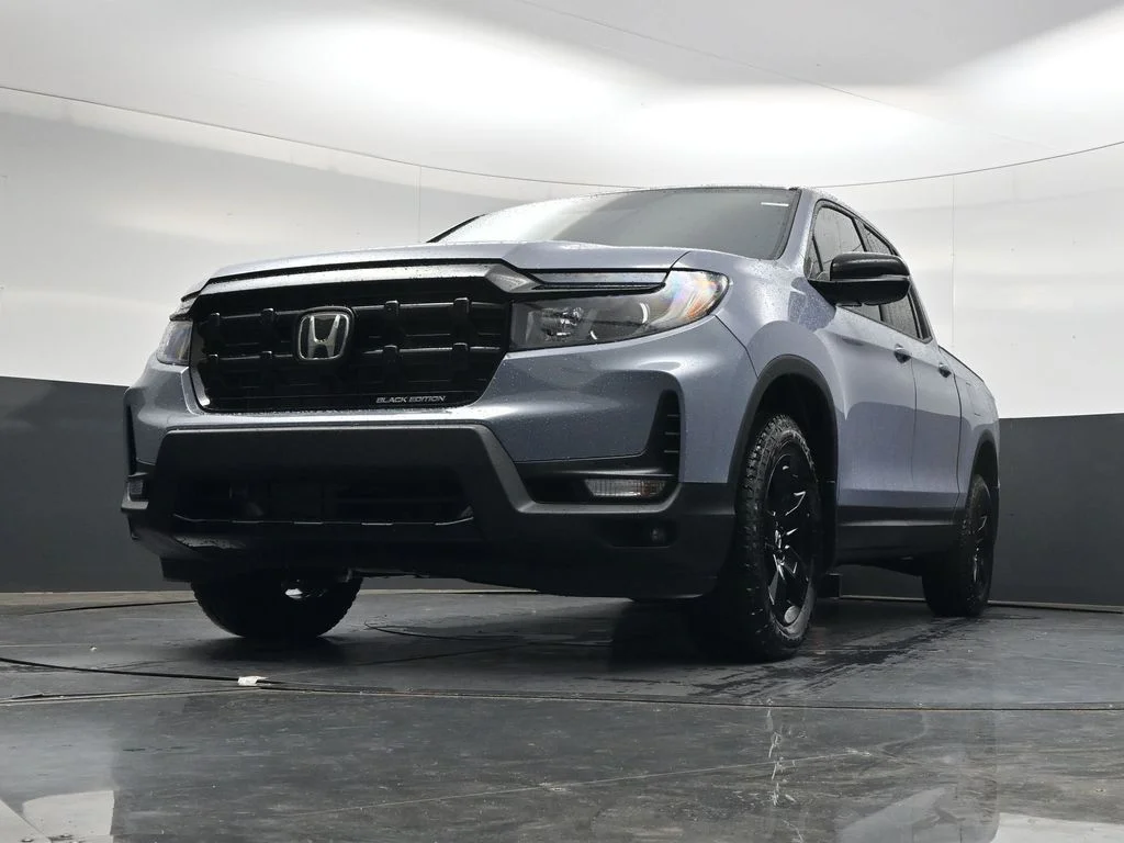 New 2026 Sonic Gray Pearl Honda Black Edition image 28