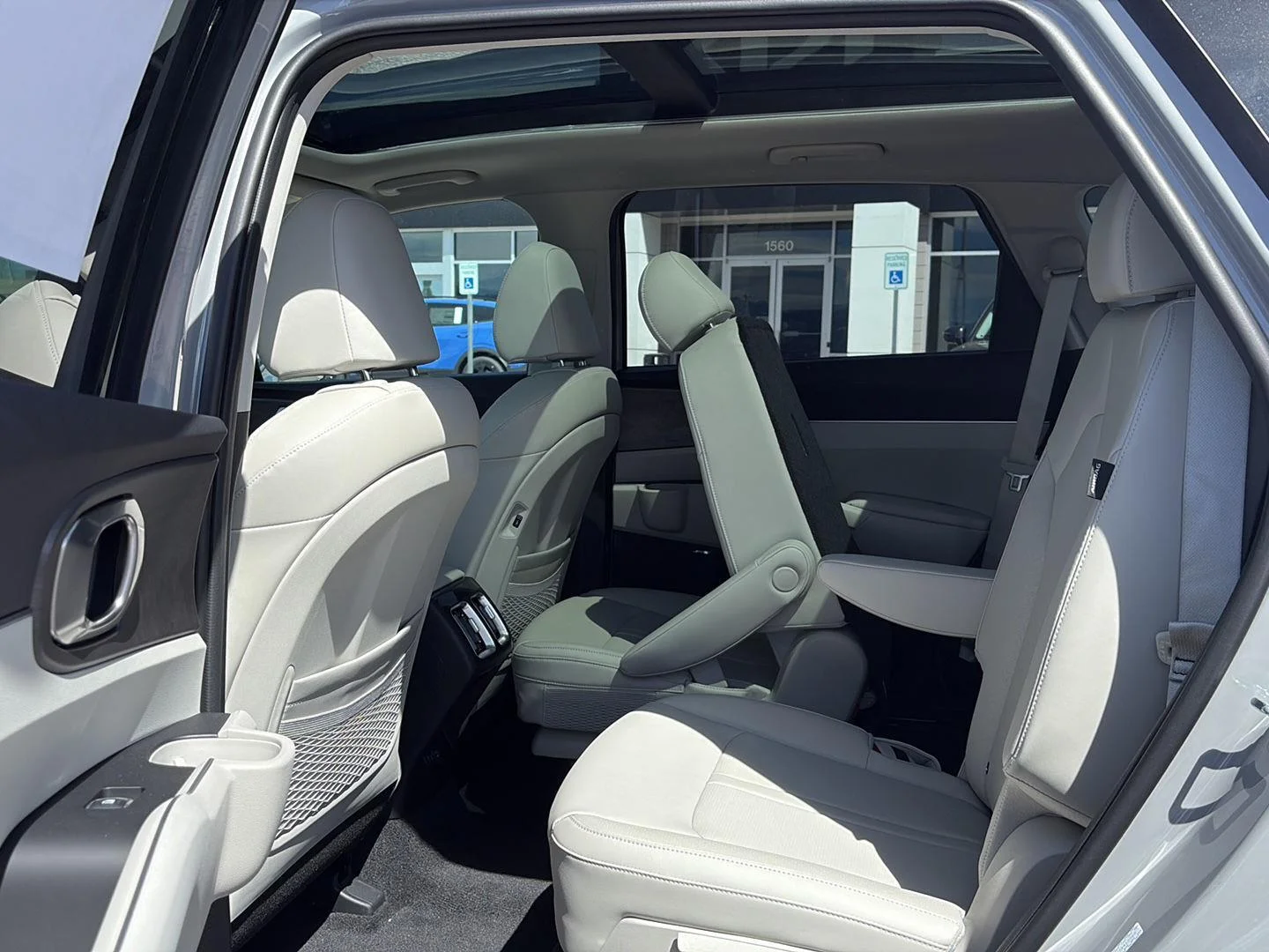 2026 Kia Sorento X-Line EX - Photo 10