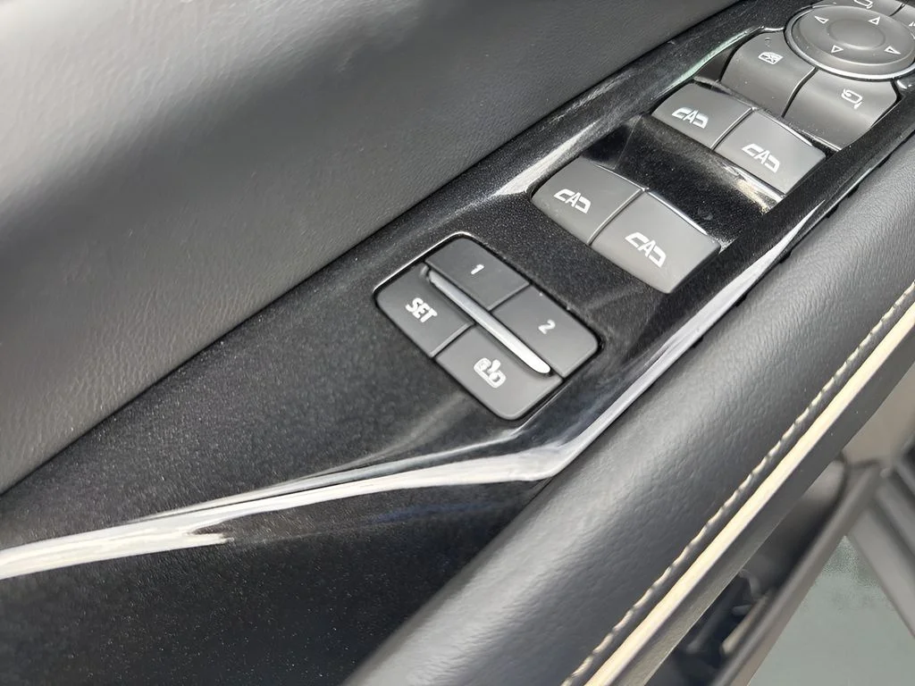 Used 2022 Black Cadillac Sport image 11
