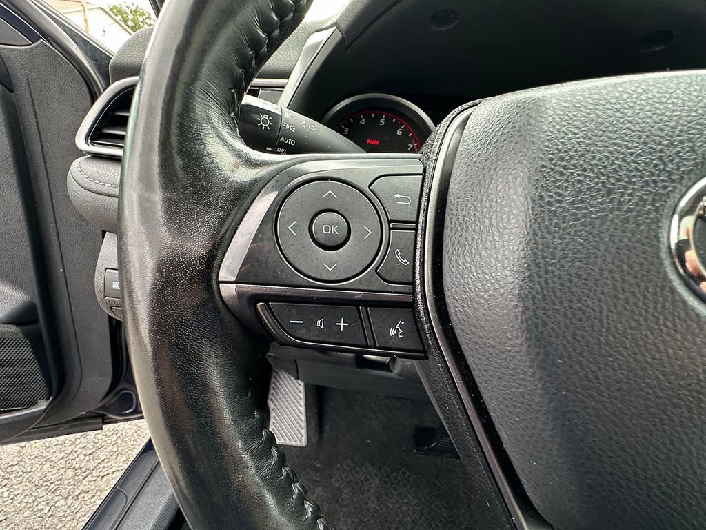 Used 2022  Toyota XSE image 38
