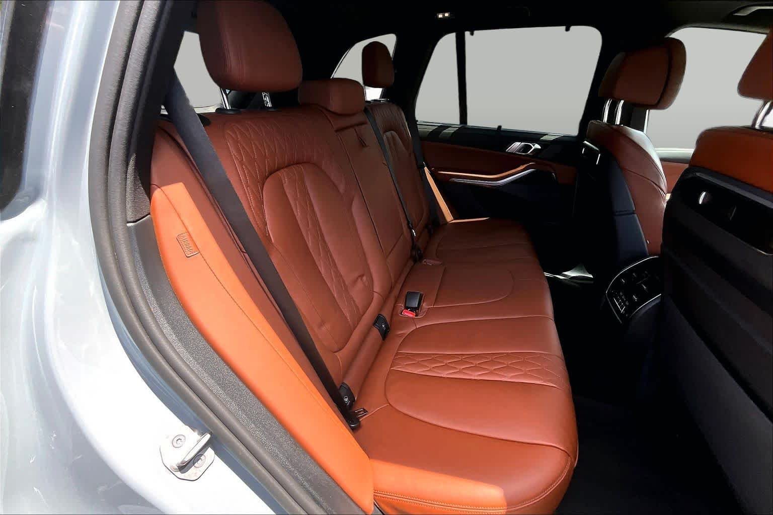 Used 2025 Brooklyn Grey Metallic BMW xDrive40i image 20