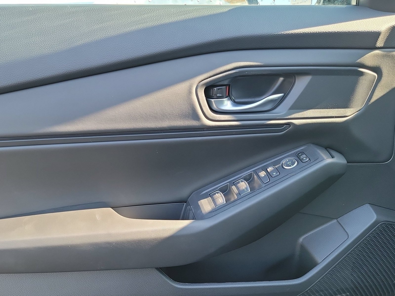New 2026 Urban Gray Pearl Honda SE image 6