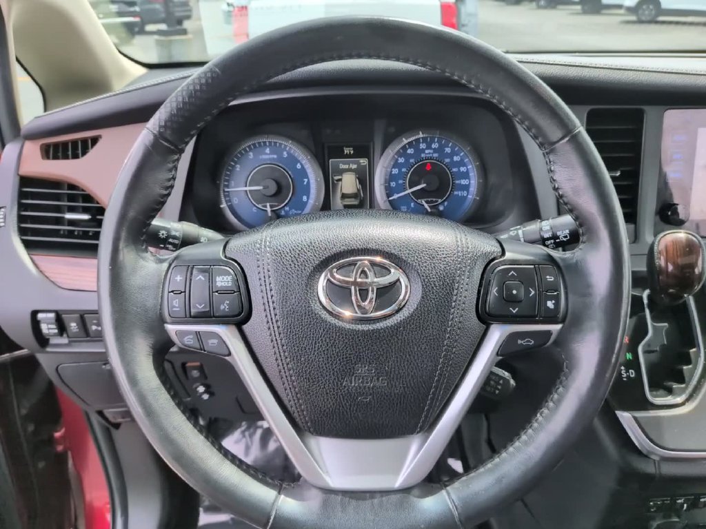 Used 2015 Red Toyota Limited Premium image 19