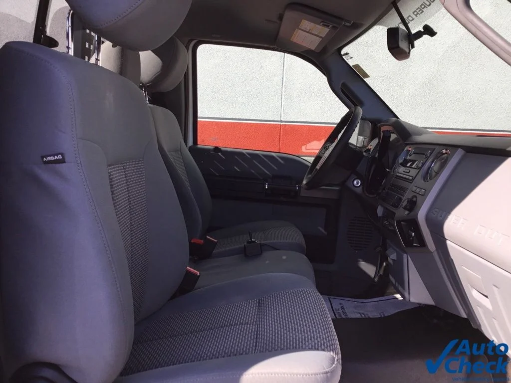 2016 Ford F-350 Super Duty XLT - Photo 31