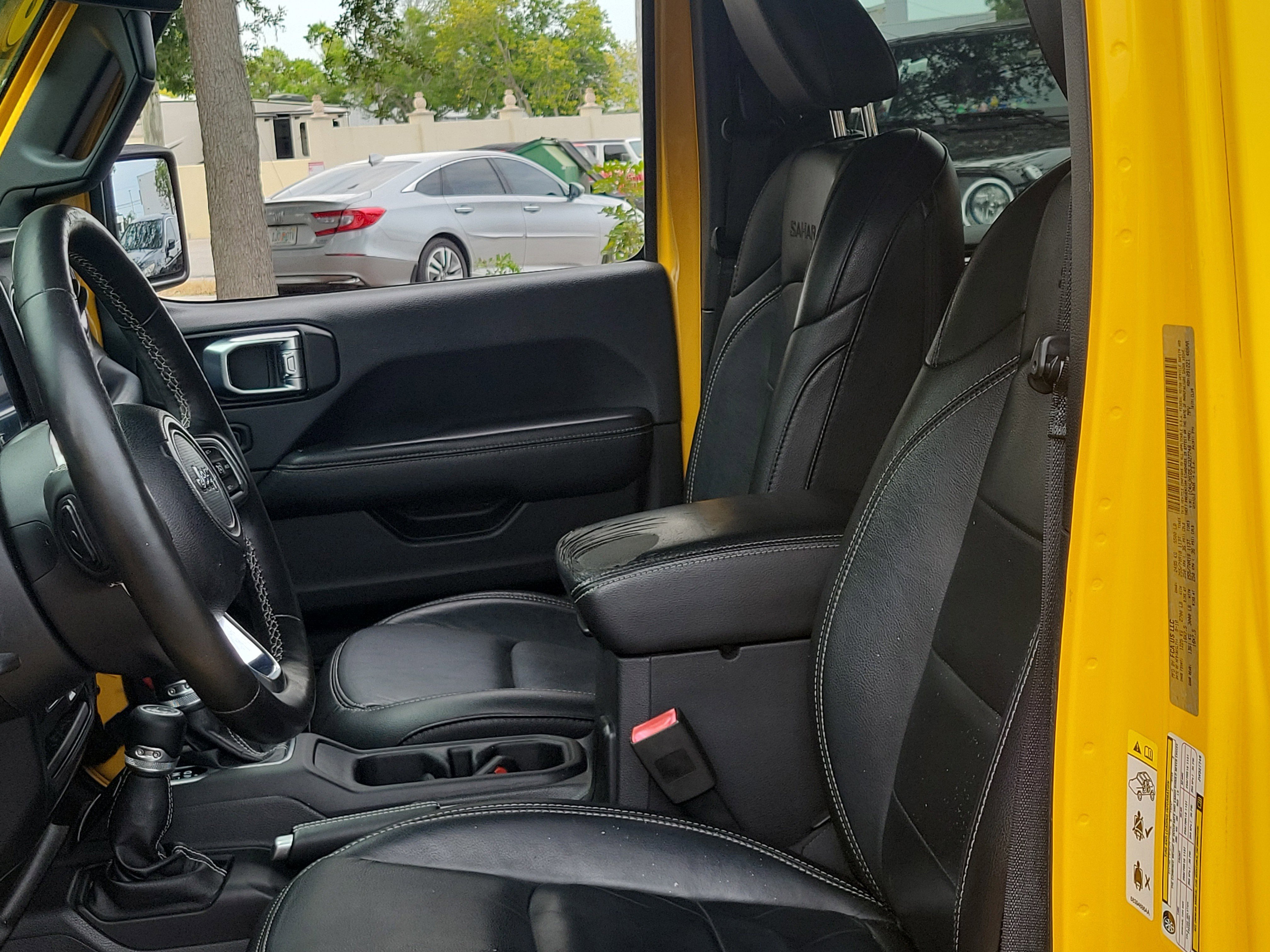 Used 2018 Hellayella Clearcoat Jeep Sahara image 22