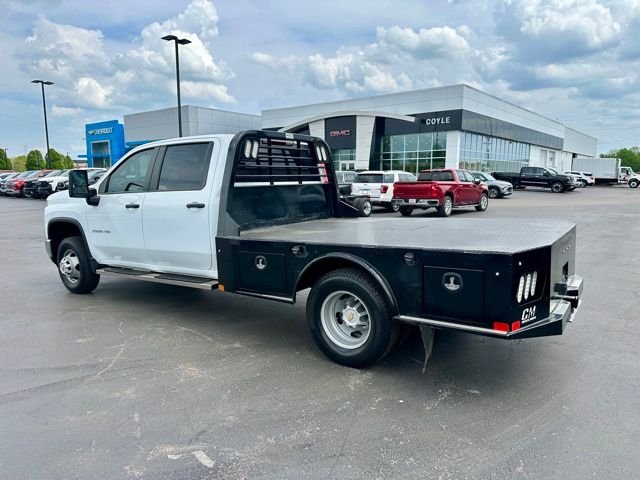 Used 2024 White Chevrolet Work Truck image 5